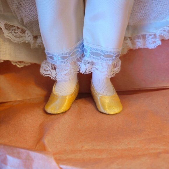 Madame Alexander #1510 Doll- First Lady Julia Tyler - Tag & Box Series II - Picture 12 of 15